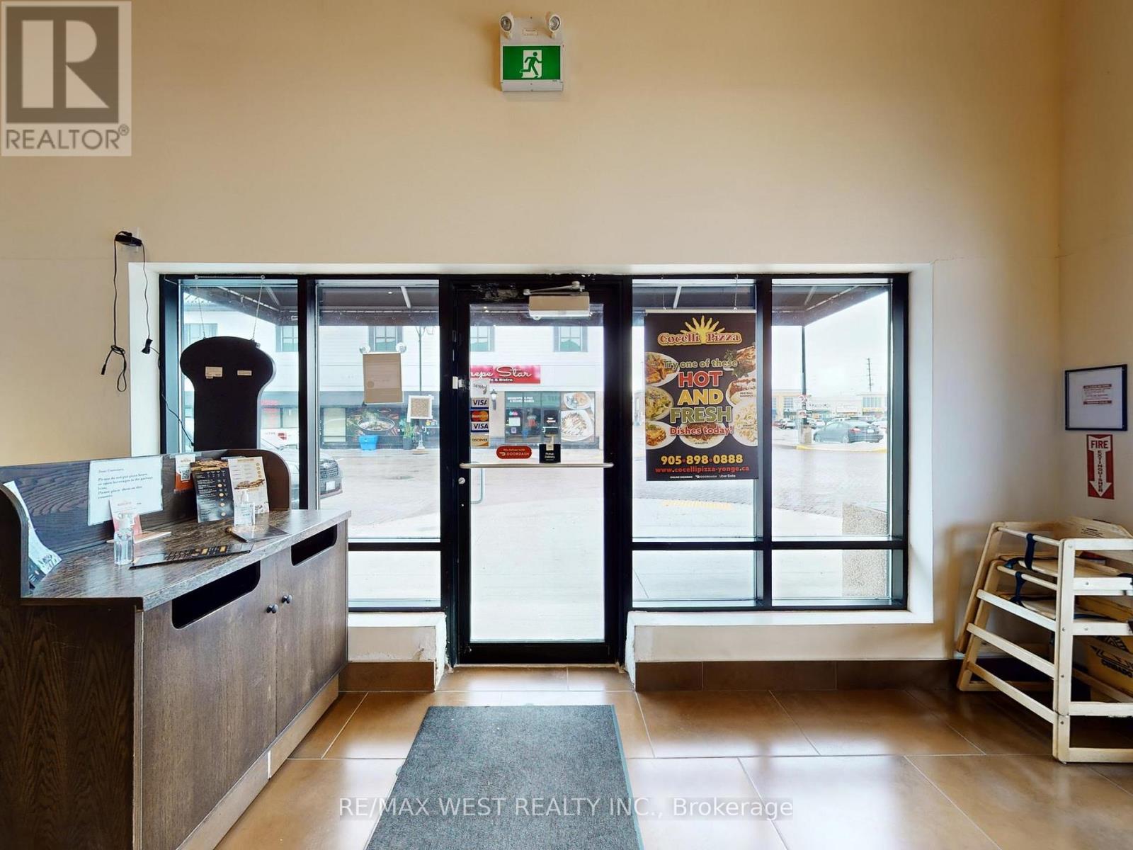 3 - 18279 Yonge Street, East Gwillimbury, Ontario  L9N 0A2 - Photo 4 - N12669886