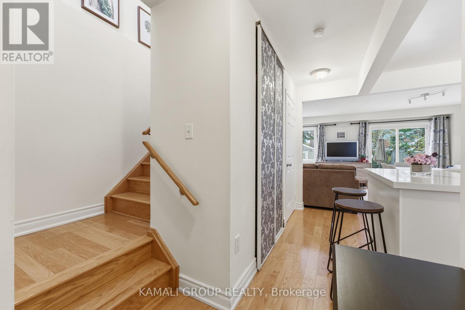 Main - 112 Kersey Crescent, Richmond Hill, Ontario  L4C 5V8 - Photo 12 - N12669910