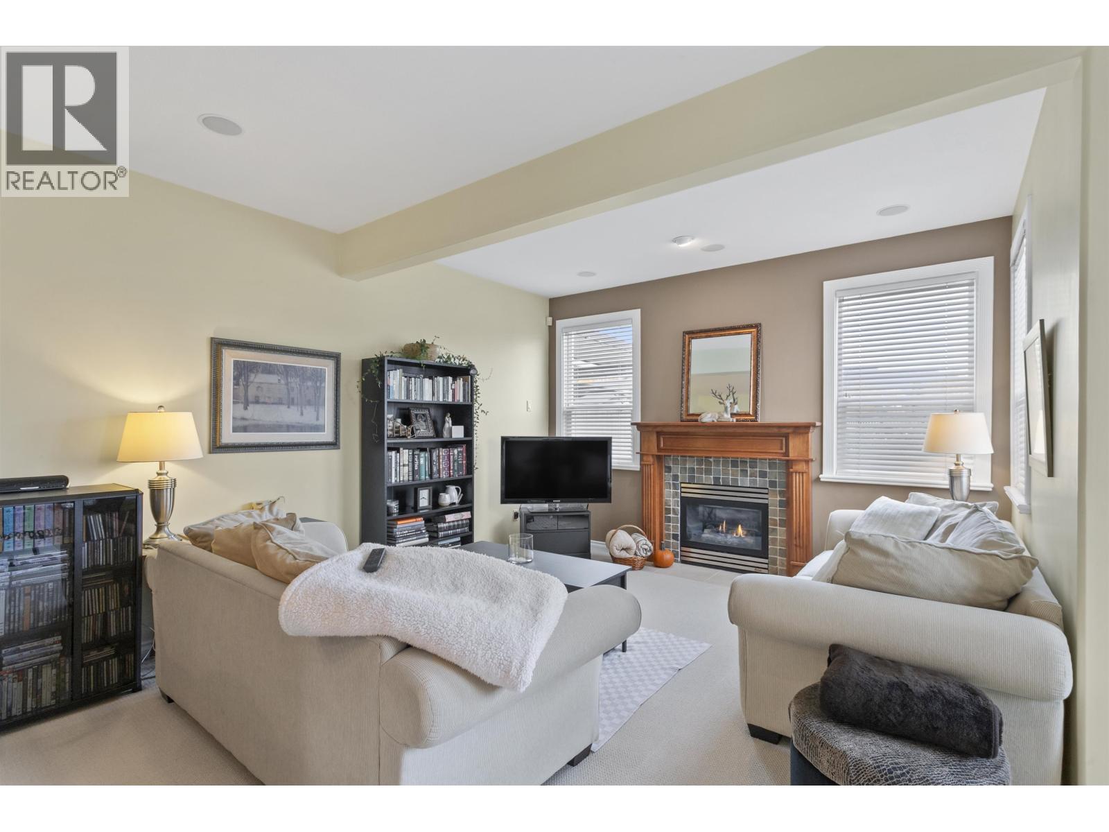 B 2484 Nile Gate, Port Coquitlam, British Columbia  V3B 8B3 - Photo 11 - R3076204