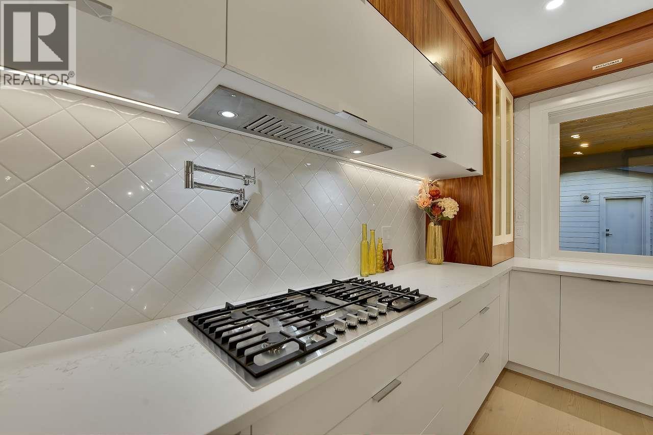 5712 16a Avenue, Tsawwassen, British Columbia V4L 1H9 - Photo 21 - R3076552