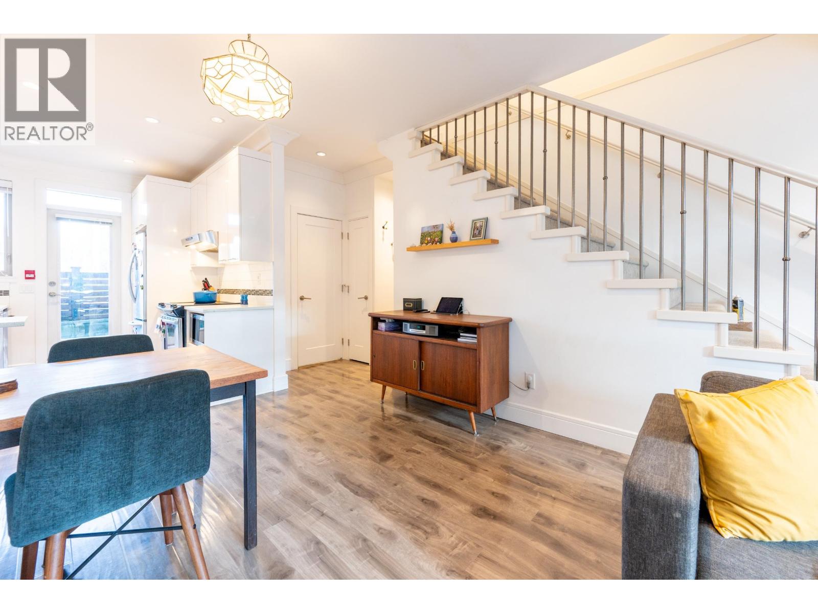 1187 E 19th Avenue, Vancouver, British Columbia  V5V 1K9 - Photo 11 - R3076234