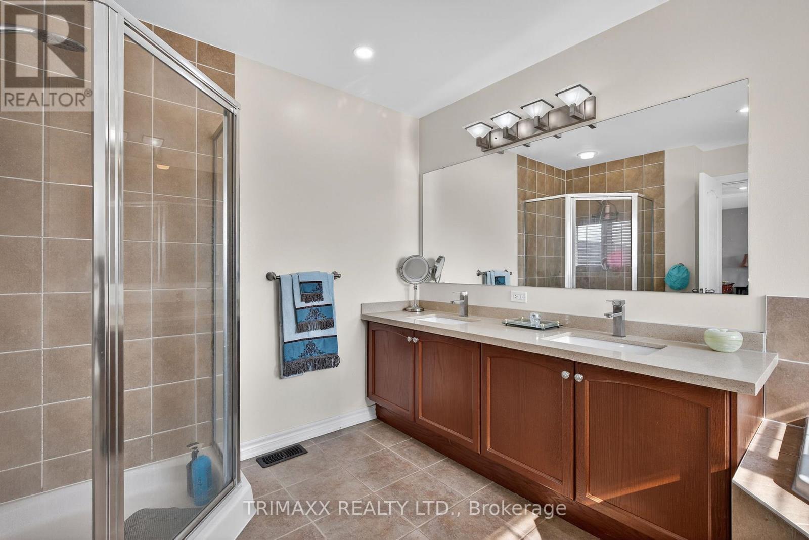 30 Learmont Avenue, Caledon, Ontario  L7C 3N3 - Photo 19 - W12669876