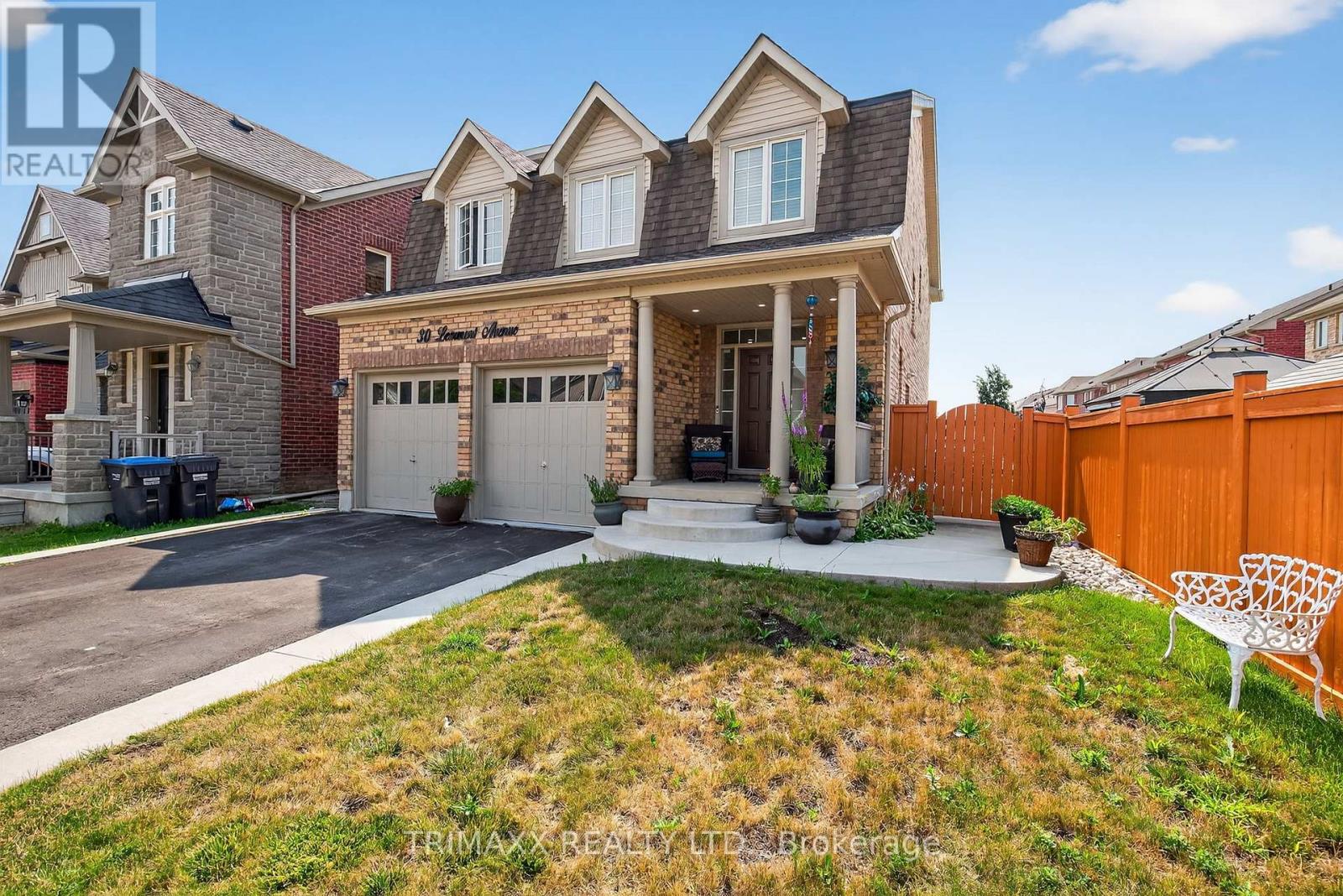 30 Learmont Avenue, Caledon, Ontario  L7C 3N3 - Photo 2 - W12669876