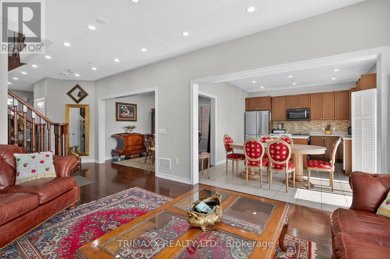 30 Learmont Avenue, Caledon, Ontario  L7C 3N3 - Photo 9 - W12669876