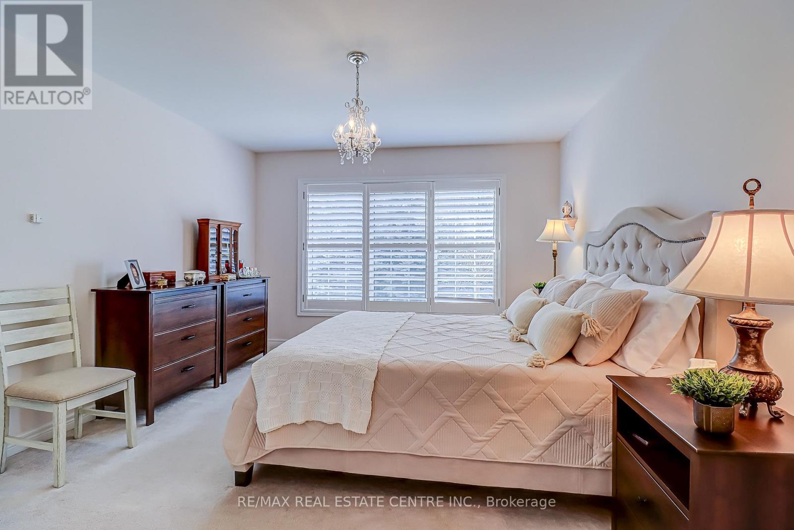 40 Muzzo Drive, Brampton, Ontario  L6R 3W8 - Photo 24 - W12669928