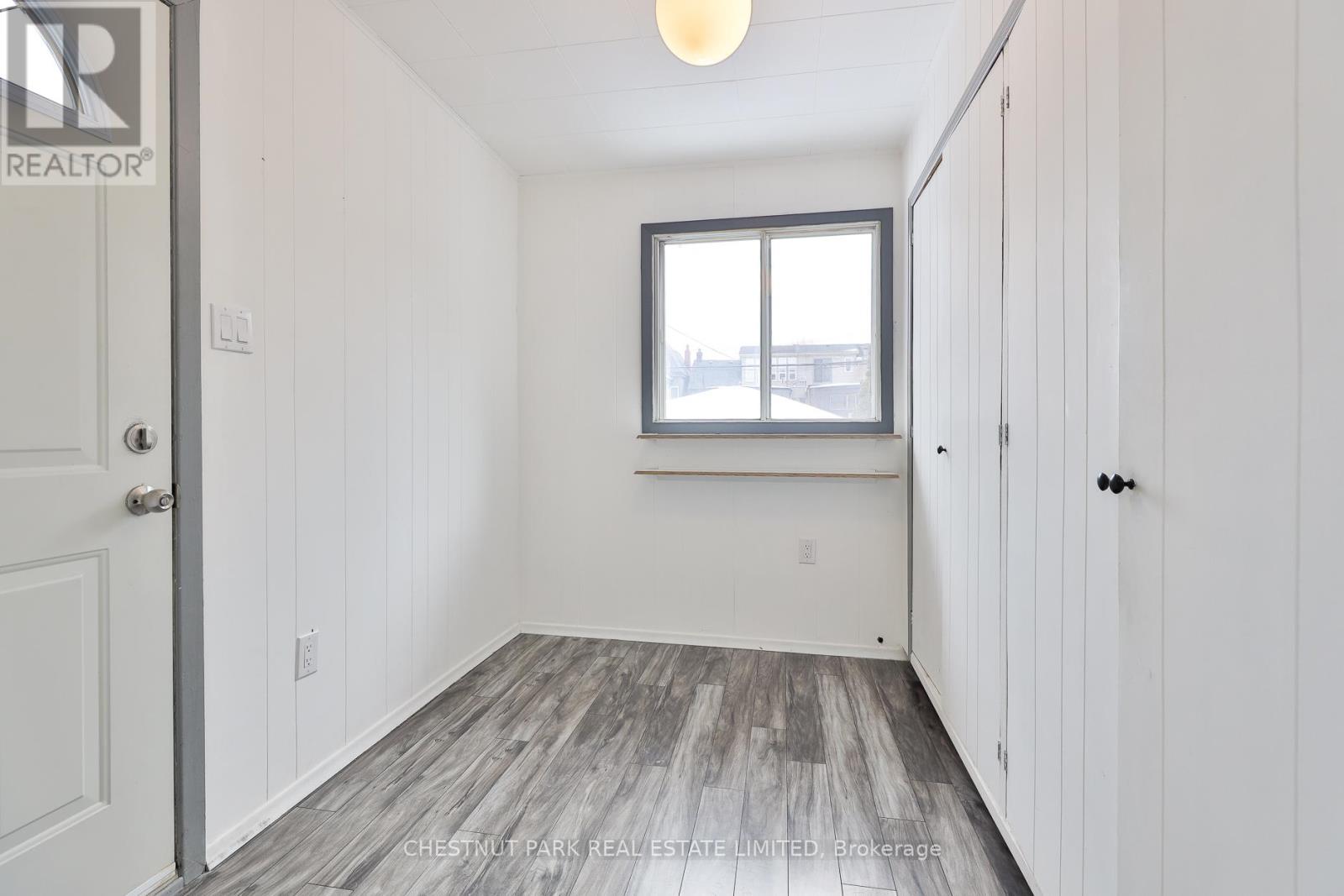 111a Wright Avenue, Toronto, Ontario  M6R 1L1 - Photo 15 - W12669938