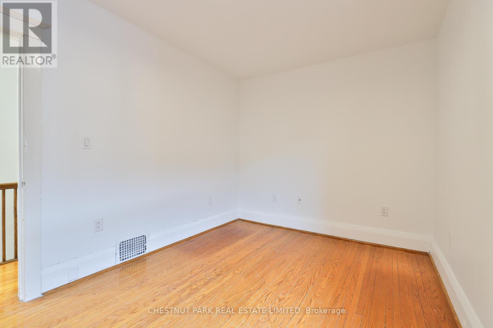 111a Wright Avenue, Toronto, Ontario  M6R 1L1 - Photo 21 - W12669938