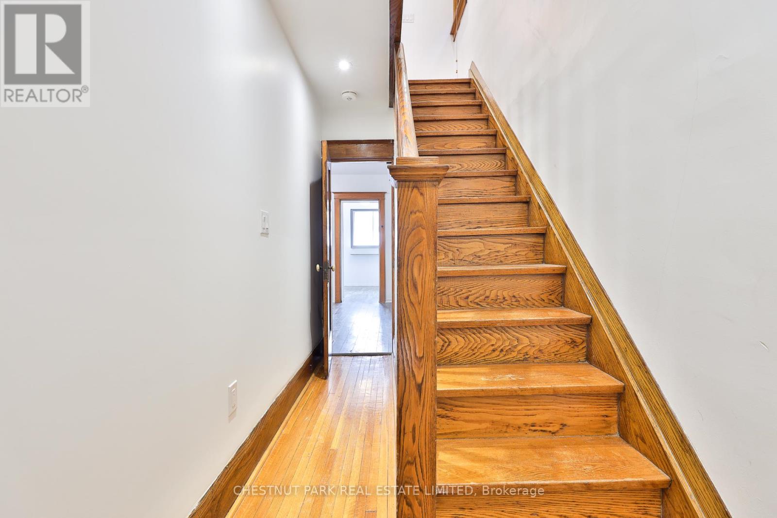 111a Wright Avenue, Toronto, Ontario  M6R 1L1 - Photo 3 - W12669938