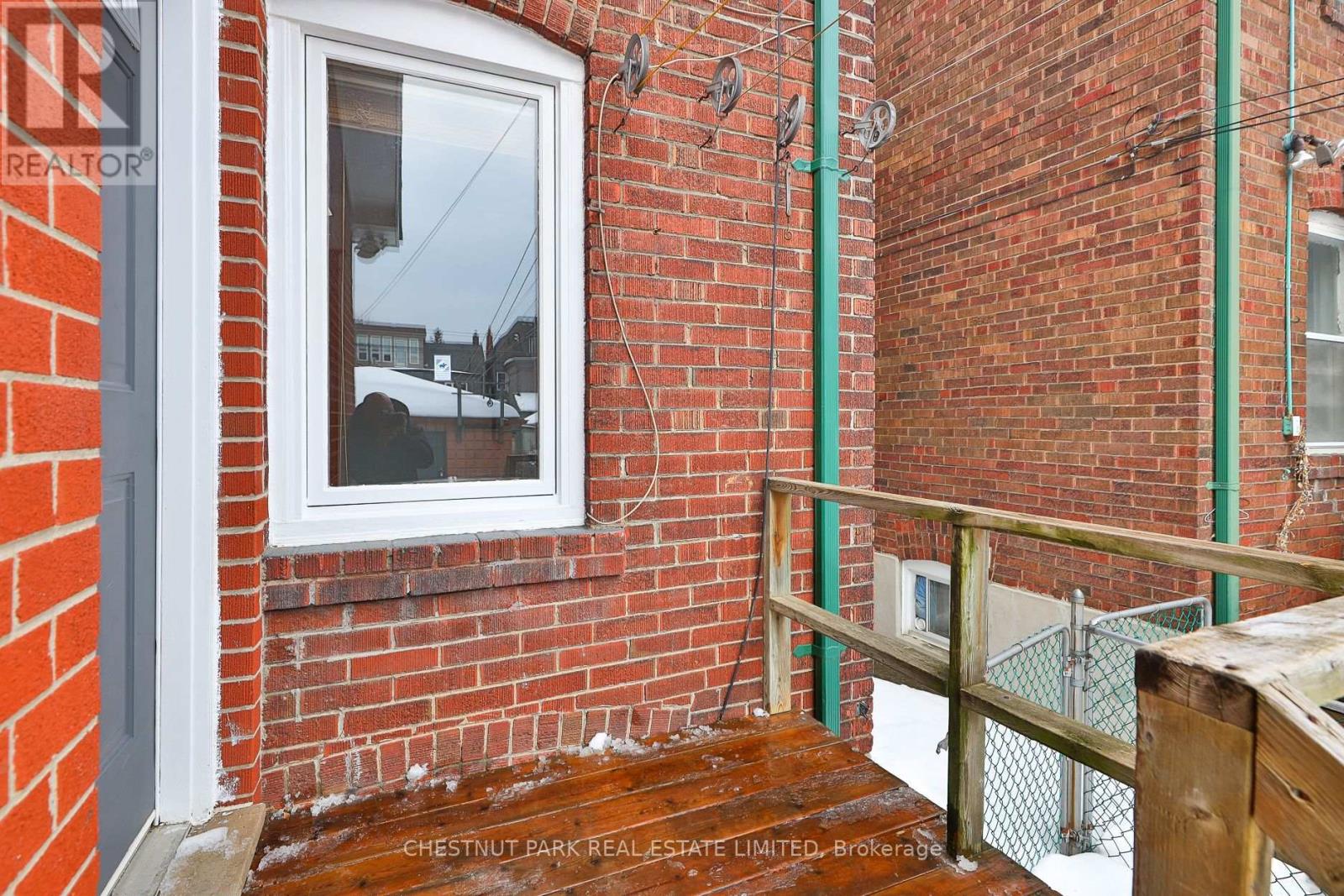 111a Wright Avenue, Toronto, Ontario  M6R 1L1 - Photo 30 - W12669938