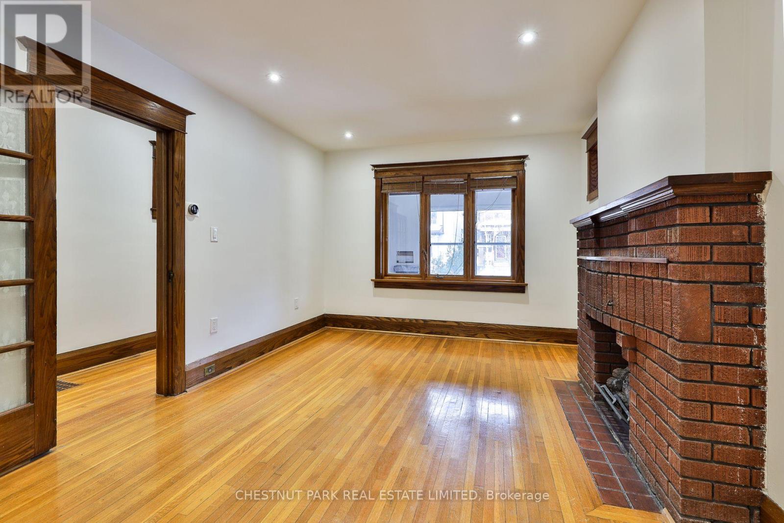 111a Wright Avenue, Toronto, Ontario  M6R 1L1 - Photo 4 - W12669938