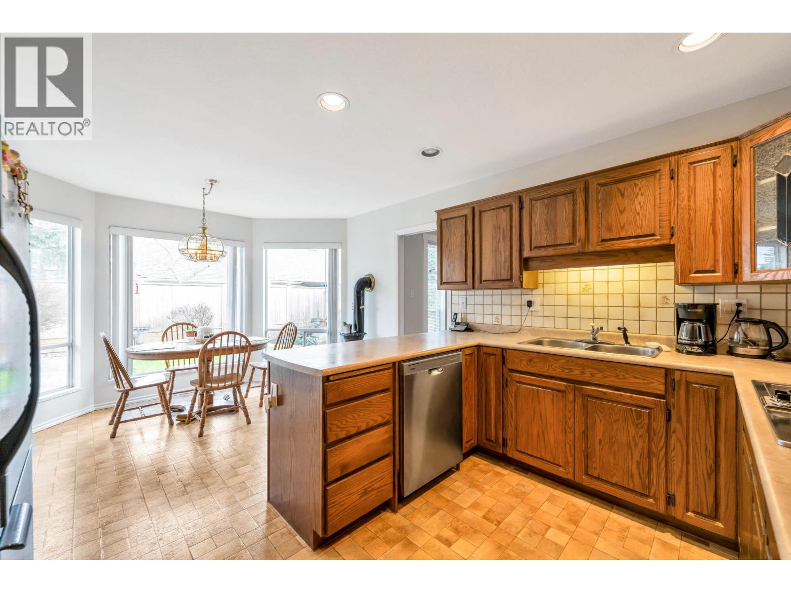 5369 Laurel Way, Delta, British Columbia  V4K 4H5 - Photo 12 - R3076579