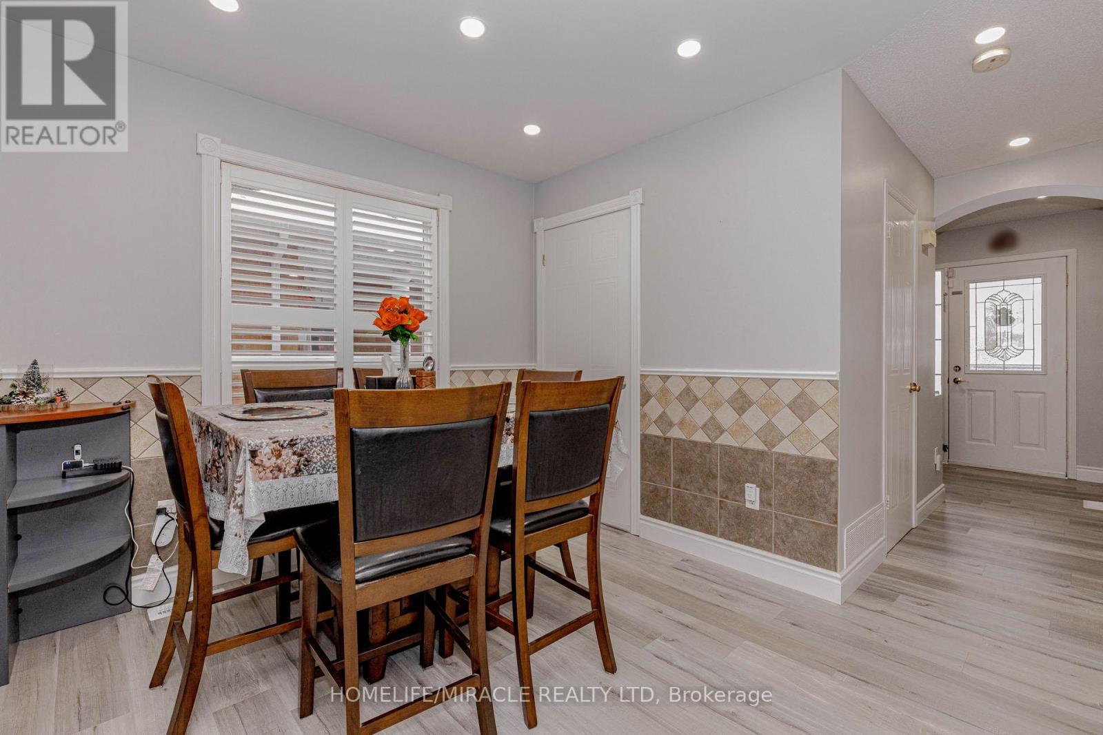 128 Karalee Crescent, Cambridge, Ontario  N3C 4H4 - Photo 12 - X12669888