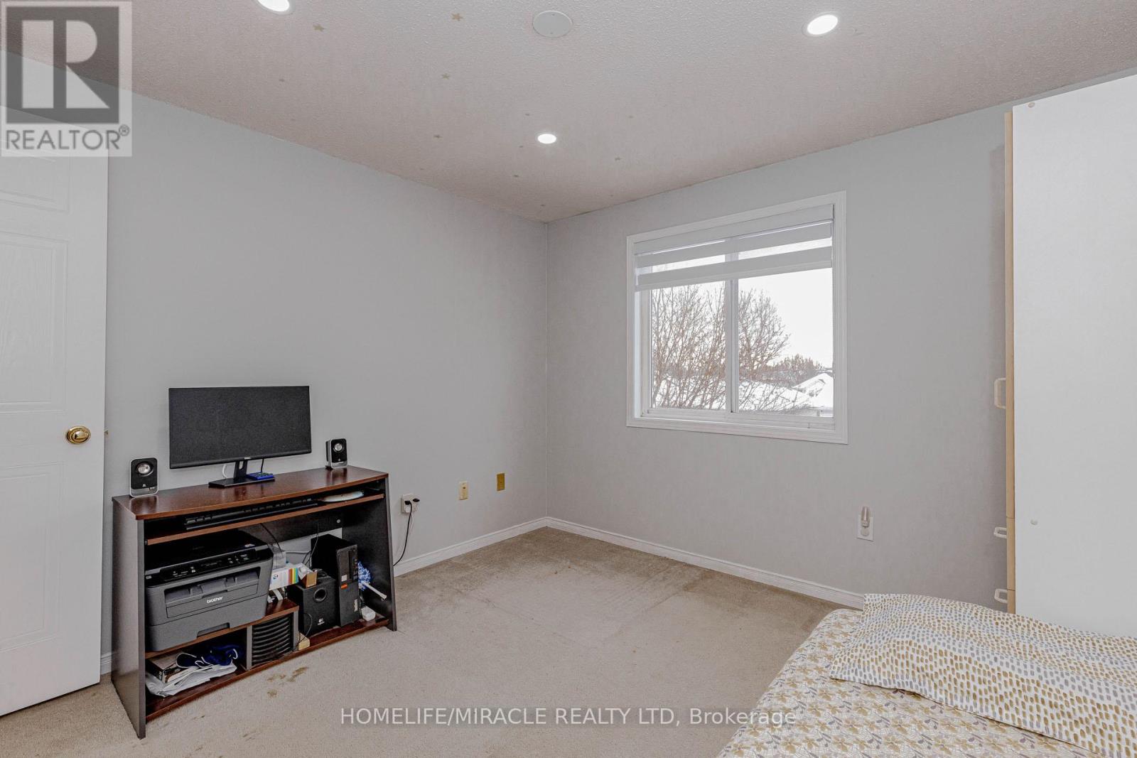 128 Karalee Crescent, Cambridge, Ontario  N3C 4H4 - Photo 35 - X12669888