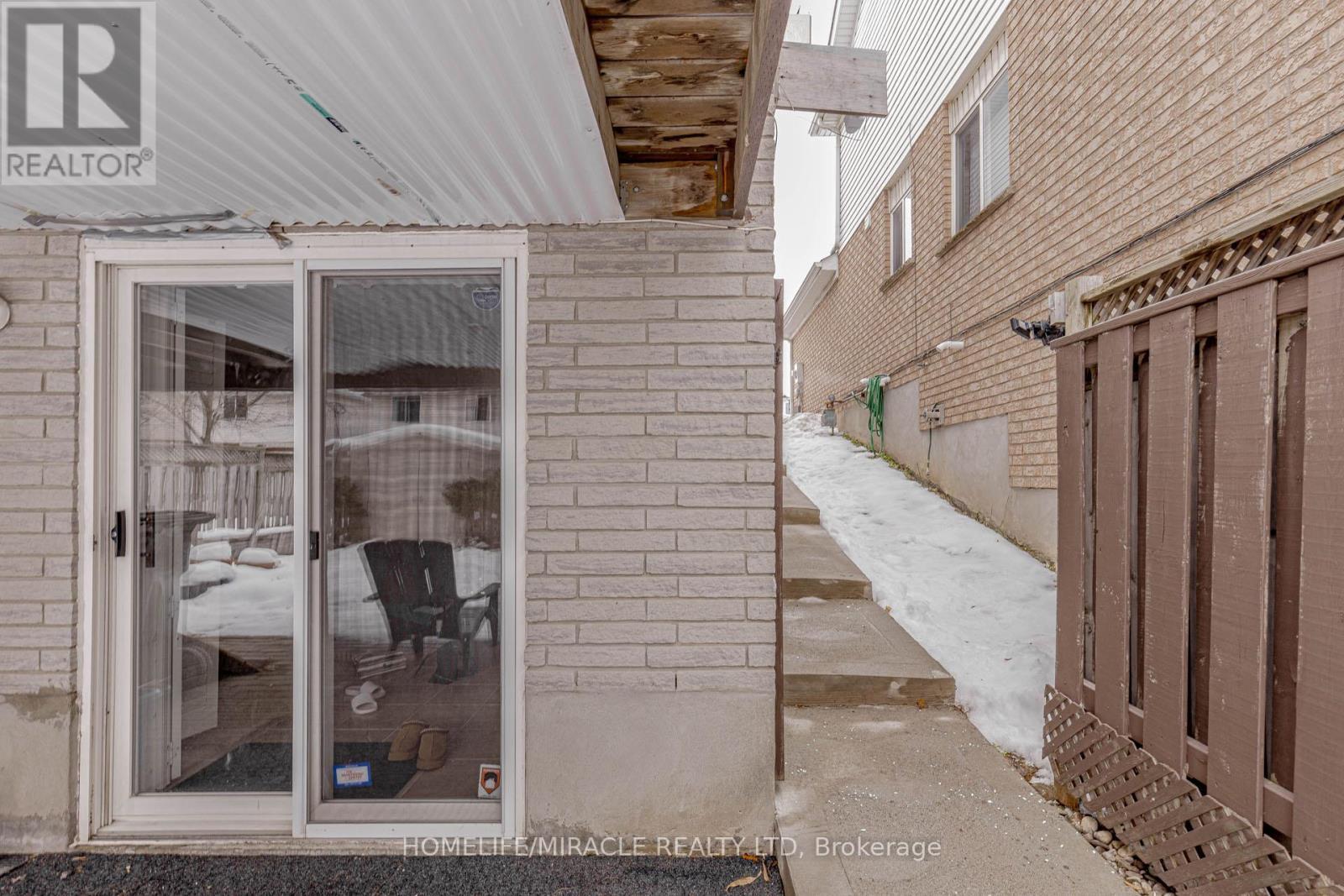 128 Karalee Crescent, Cambridge, Ontario  N3C 4H4 - Photo 46 - X12669888