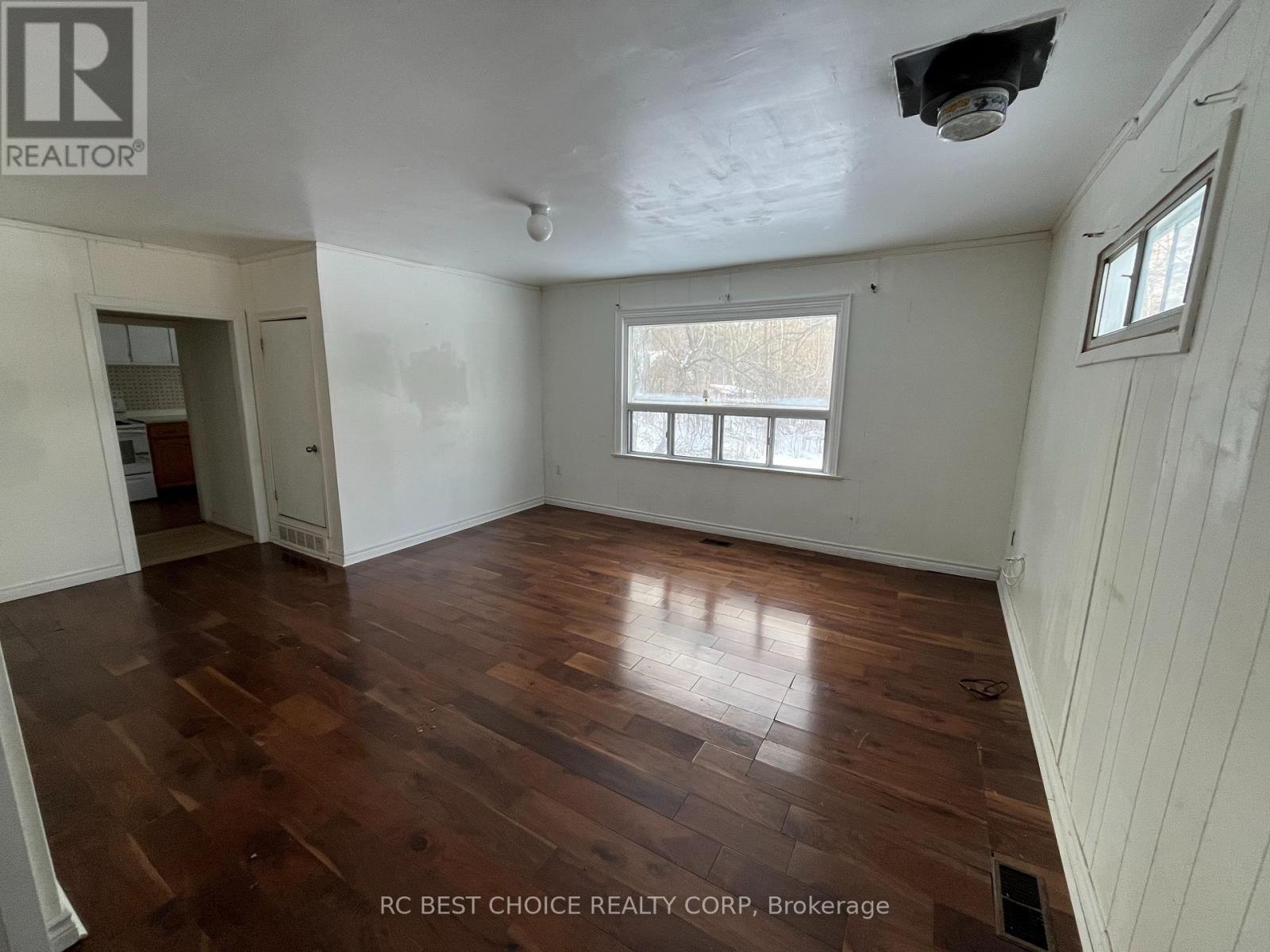 14170 Yonge Street, Aurora, Ontario  L4G 0P5 - Photo 6 - N12649382