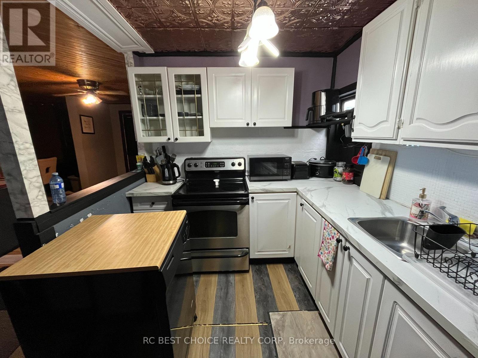 14170 Yonge Street, Aurora, Ontario  L4G 0P5 - Photo 18 - N12649382