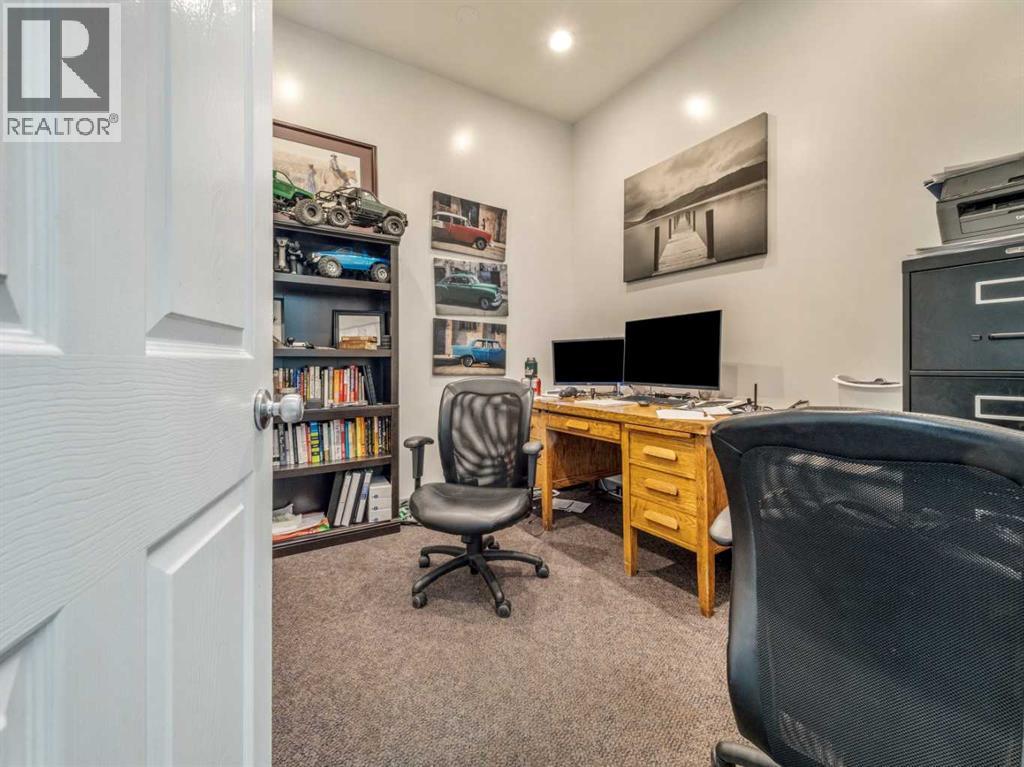 19 Broadway  N, Raymond, Alberta  T0K 2S0 - Photo 14 - A2184291