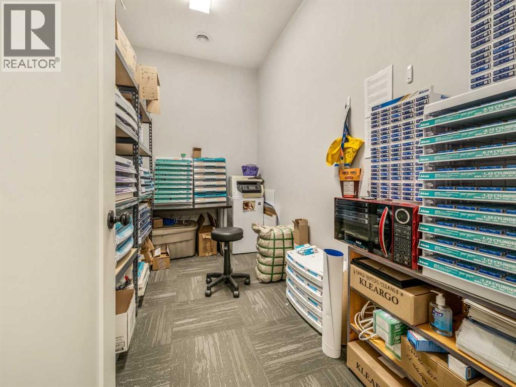 19 Broadway  N, Raymond, Alberta  T0K 2S0 - Photo 39 - A2184291