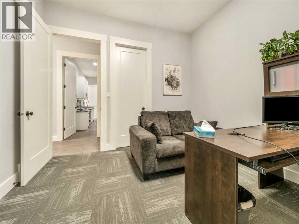 19 Broadway  N, Raymond, Alberta  T0K 2S0 - Photo 41 - A2184291