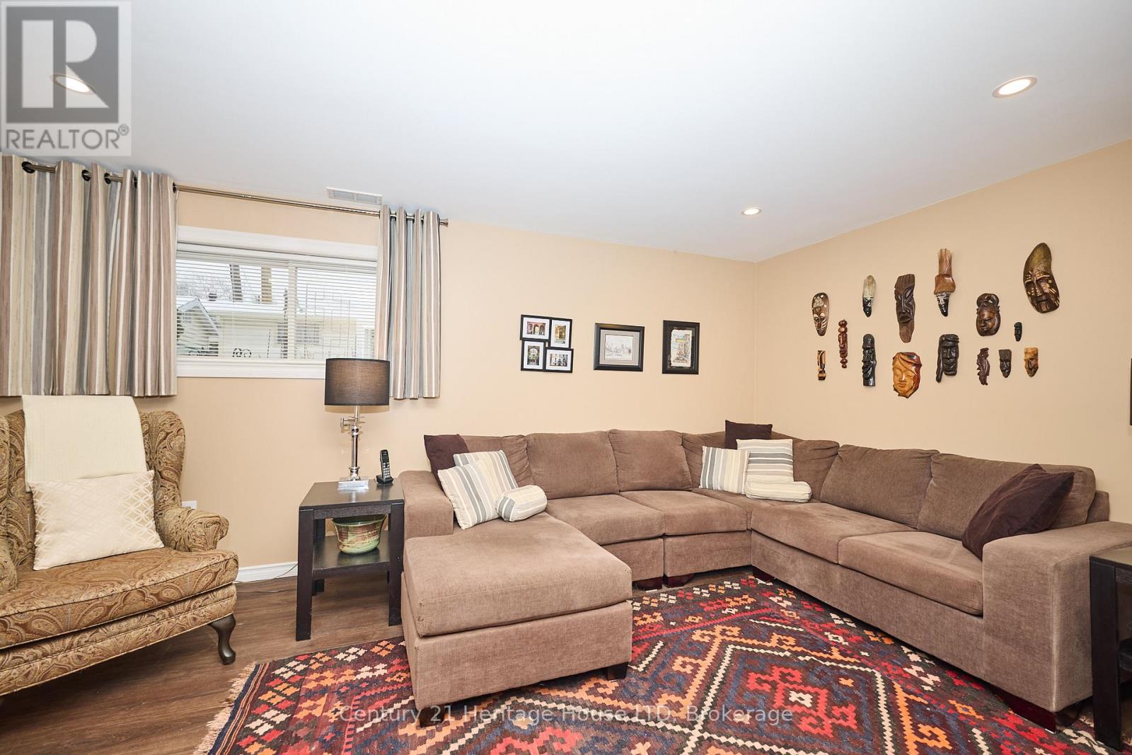 3112 Ussher Street, Niagara Falls, Ontario  L2G 6M2 - Photo 25 - X12666274