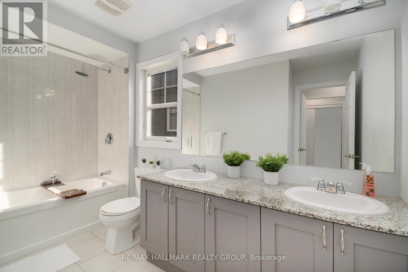 106 Helenium Lane, Ottawa, Ontario  K4A 1C7 - Photo 17 - X12670064