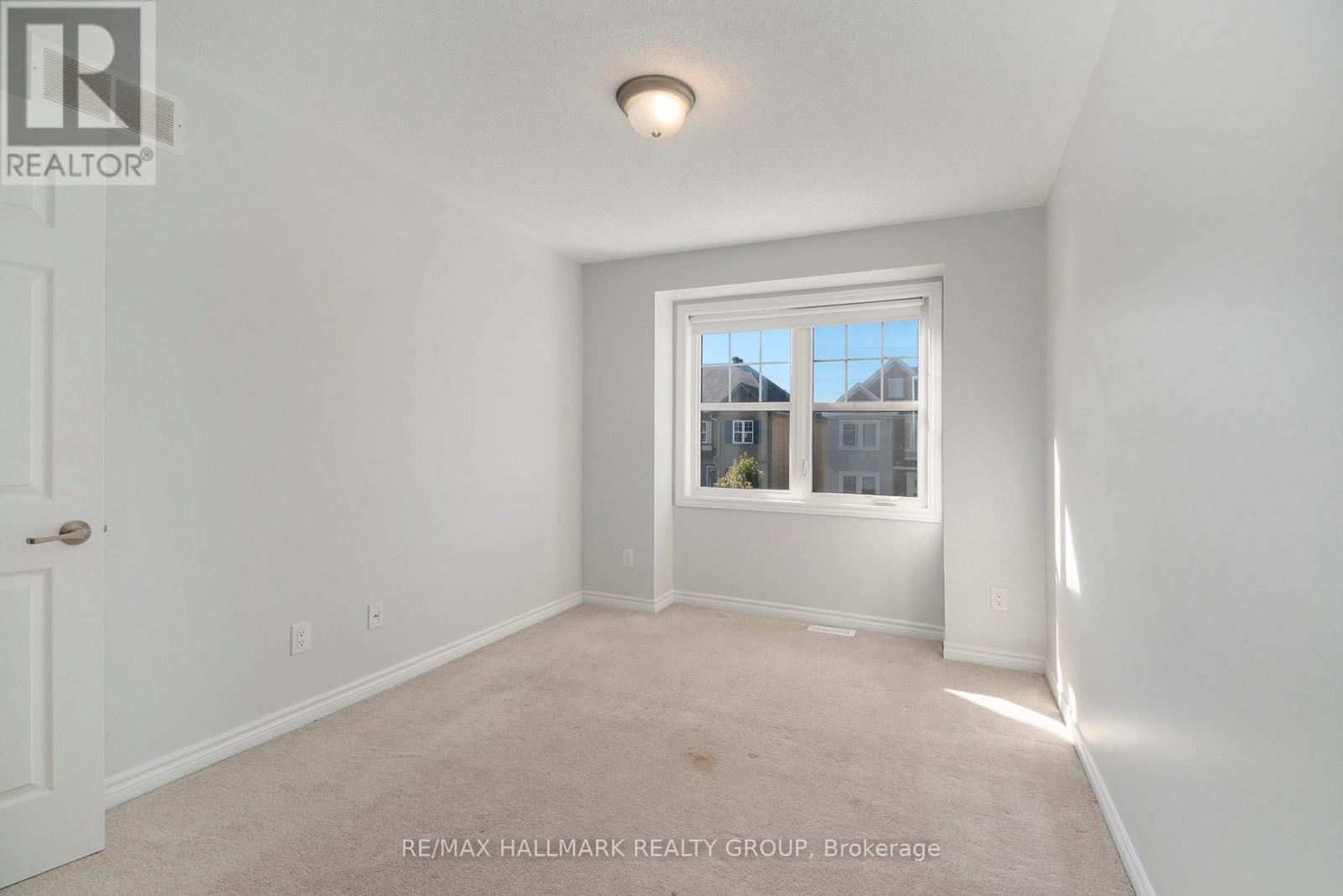 106 Helenium Lane, Ottawa, Ontario  K4A 1C7 - Photo 18 - X12670064