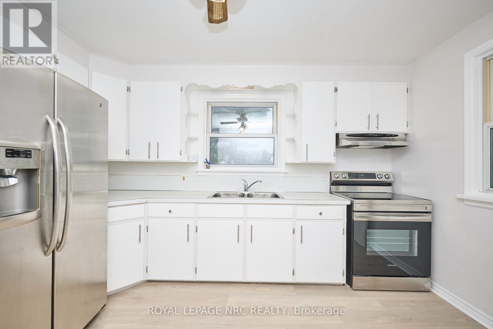 17 Lora Street, St. Catharines, Ontario  L2N 3S4 - Photo 8 - X12670060