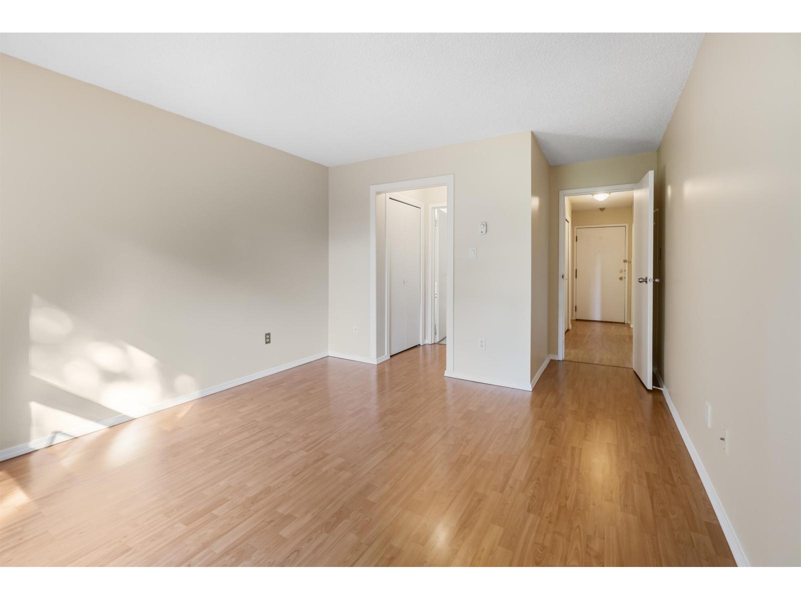 209 15268 100 Avenue, Surrey, British Columbia V3R 7V1 - Photo 10 - R3076716