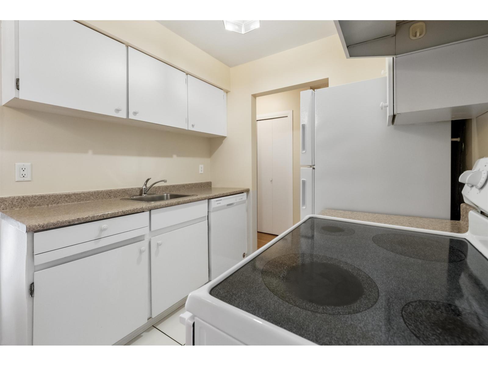 209 15268 100 Avenue, Surrey, British Columbia V3R 7V1 - Photo 21 - R3076716