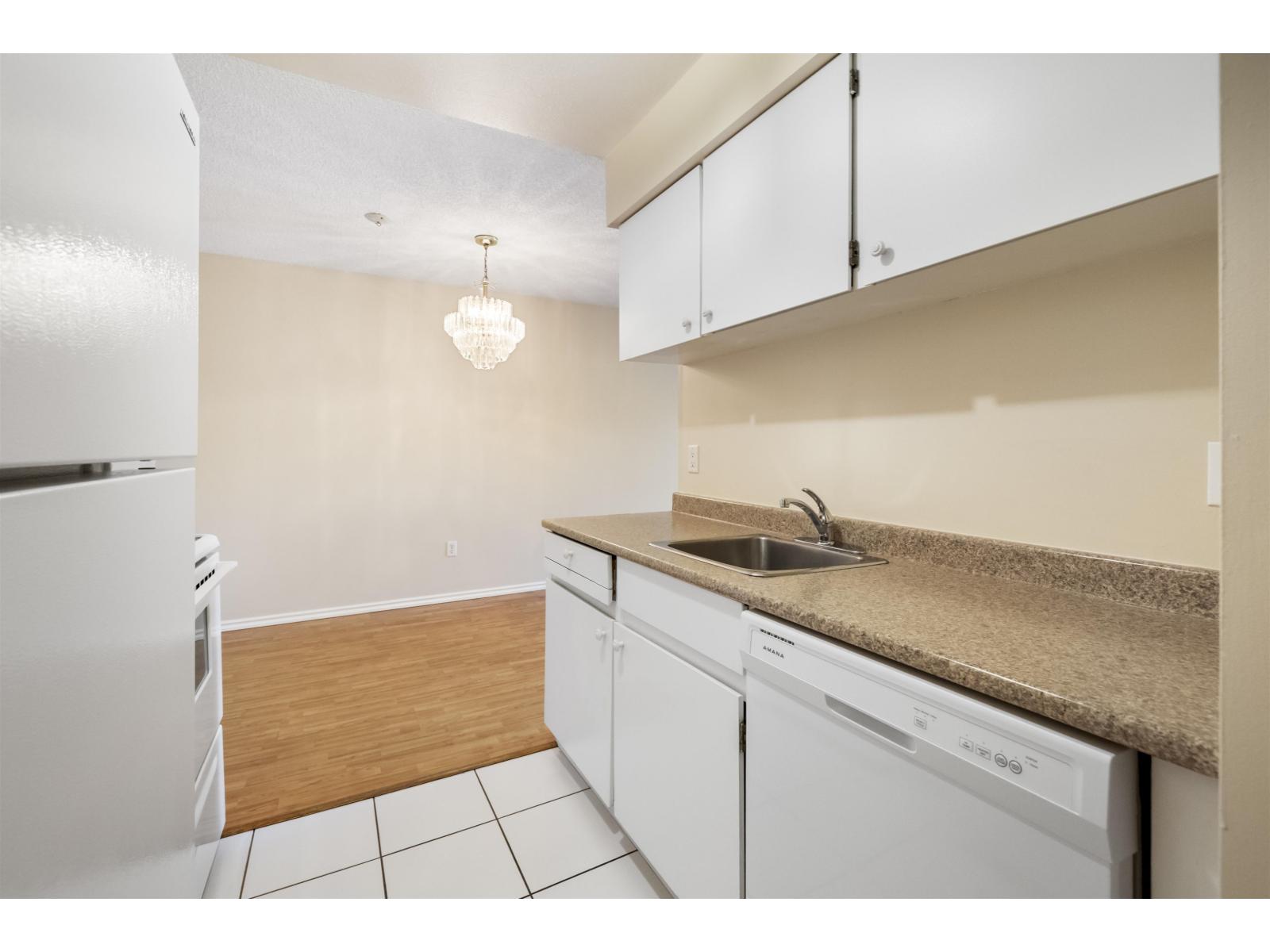 209 15268 100 Avenue, Surrey, British Columbia V3R 7V1 - Photo 22 - R3076716