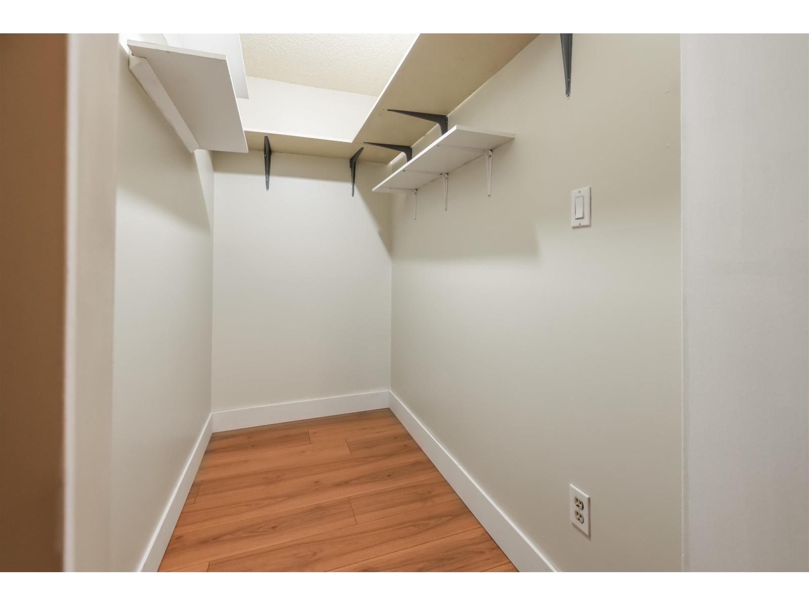 209 15268 100 Avenue, Surrey, British Columbia V3R 7V1 - Photo 27 - R3076716