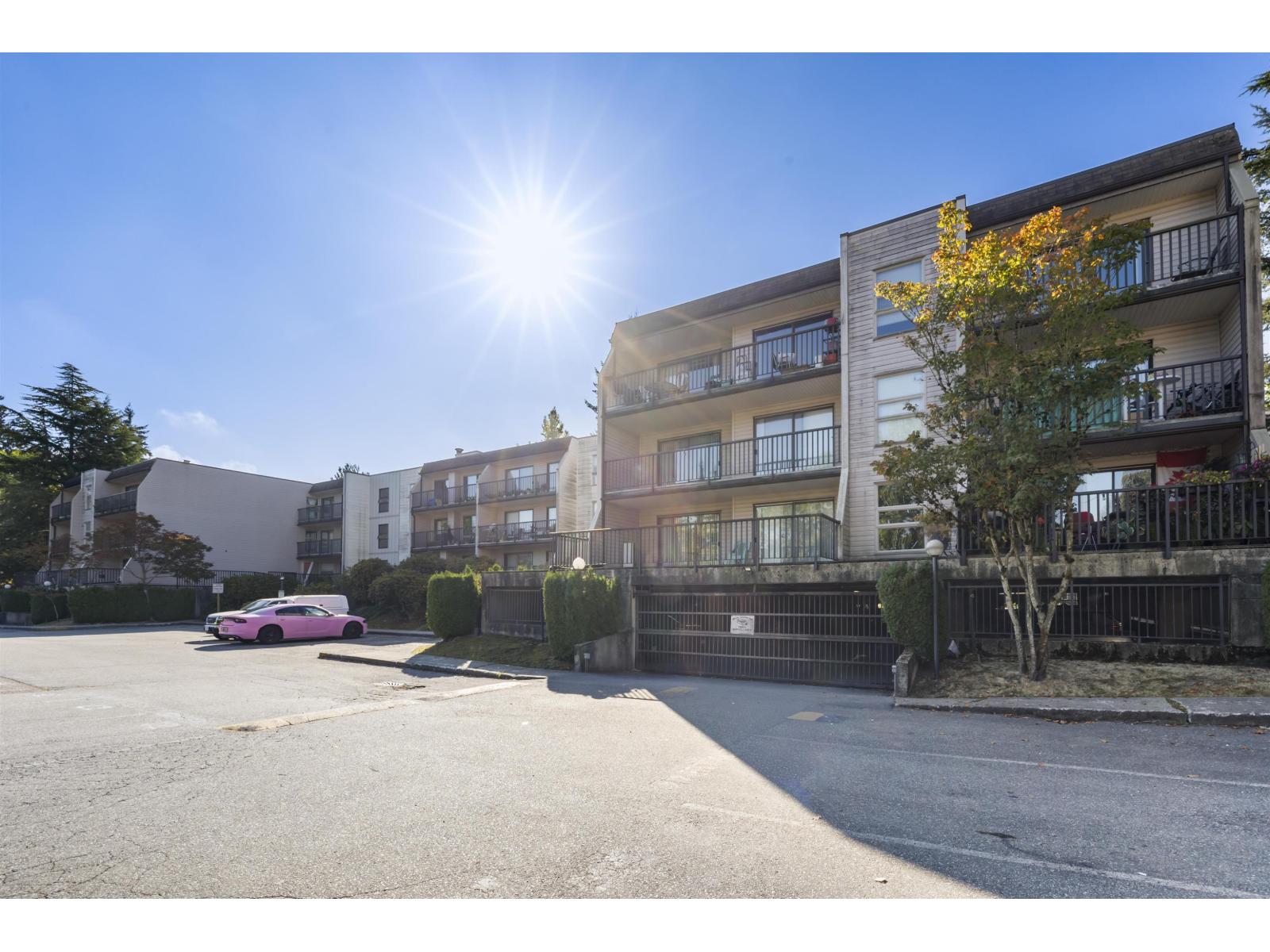 209 15268 100 Avenue, Surrey, British Columbia V3R 7V1 - Photo 38 - R3076716