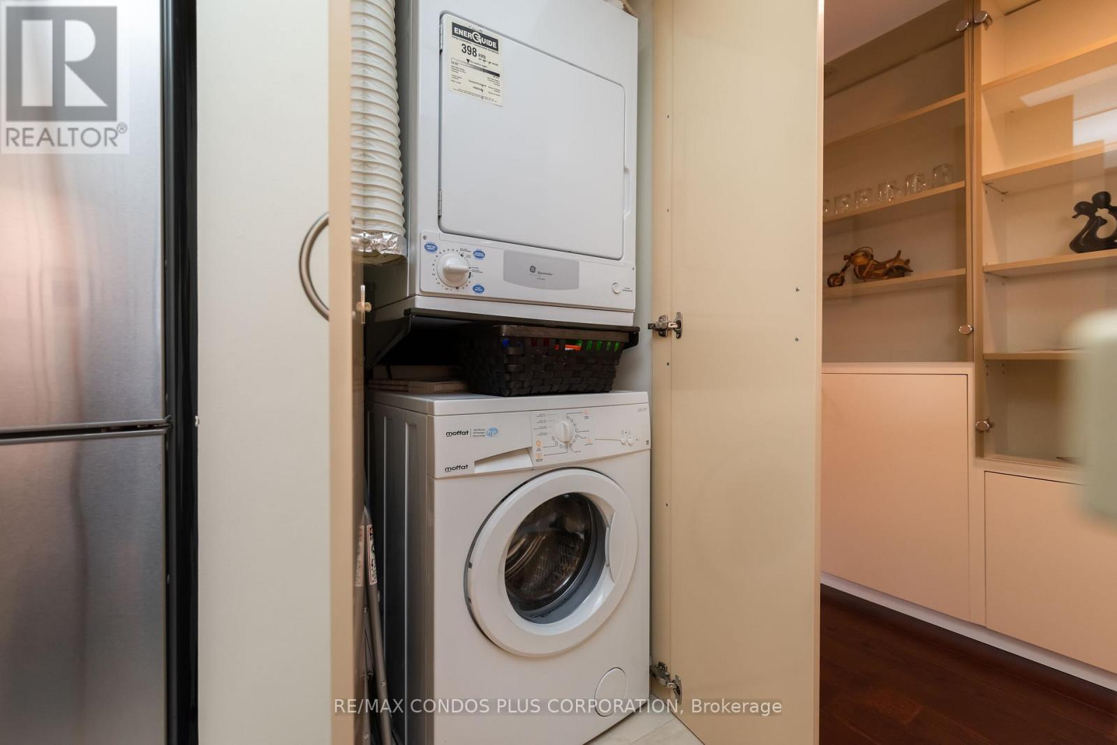 2703 - 1001 Bay Street, Toronto, Ontario  M5S 3A6 - Photo 19 - C12669980