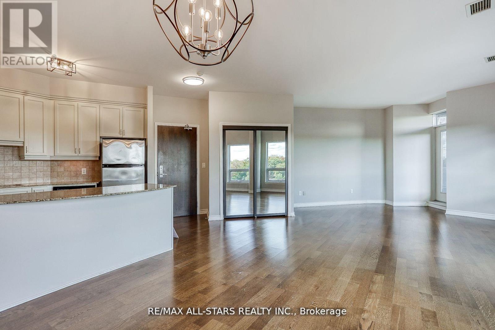 Gph1 - 18 Valley Woods Road S, Toronto, Ontario  M3A 0A1 - Photo 10 - C12669992