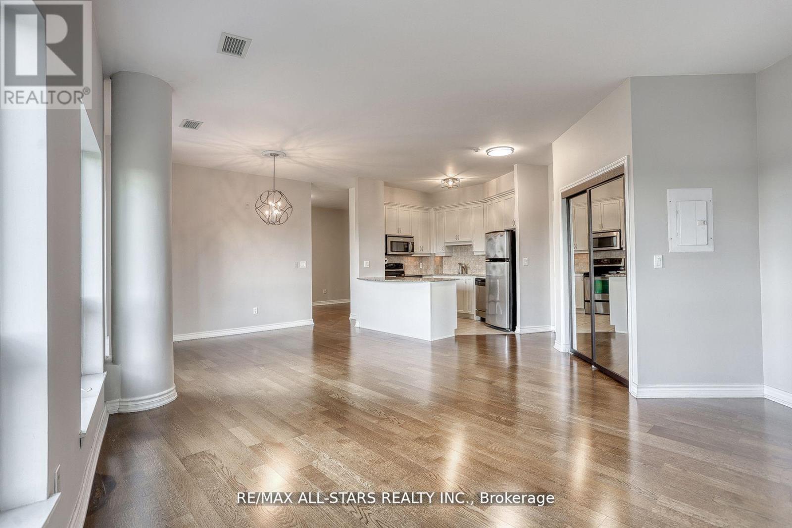 Gph1 - 18 Valley Woods Road S, Toronto, Ontario  M3A 0A1 - Photo 14 - C12669992