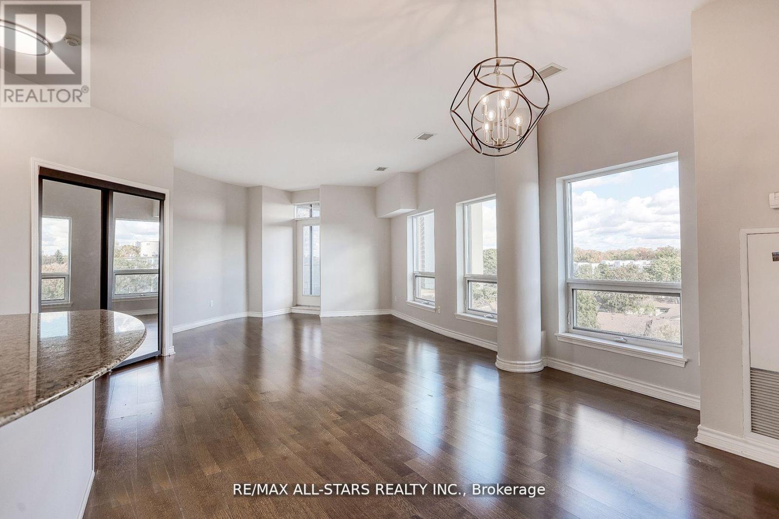 Gph1 - 18 Valley Woods Road S, Toronto, Ontario  M3A 0A1 - Photo 16 - C12669992