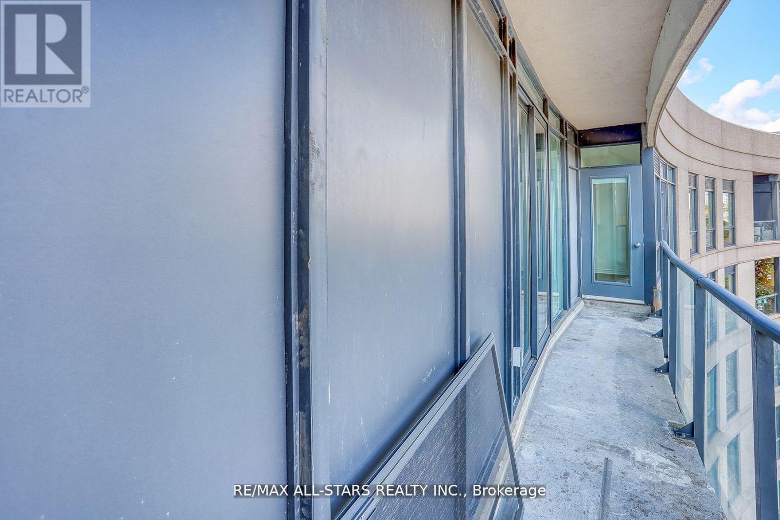 Gph1 - 18 Valley Woods Road S, Toronto, Ontario  M3A 0A1 - Photo 19 - C12669992