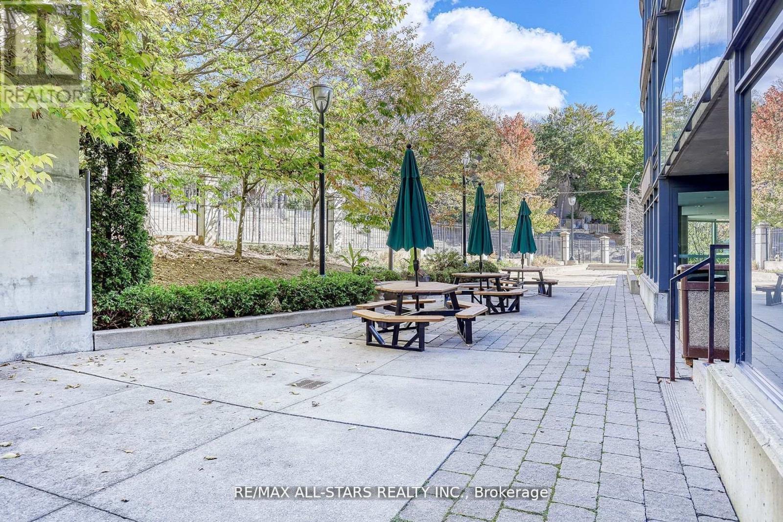 Gph1 - 18 Valley Woods Road S, Toronto, Ontario  M3A 0A1 - Photo 37 - C12669992