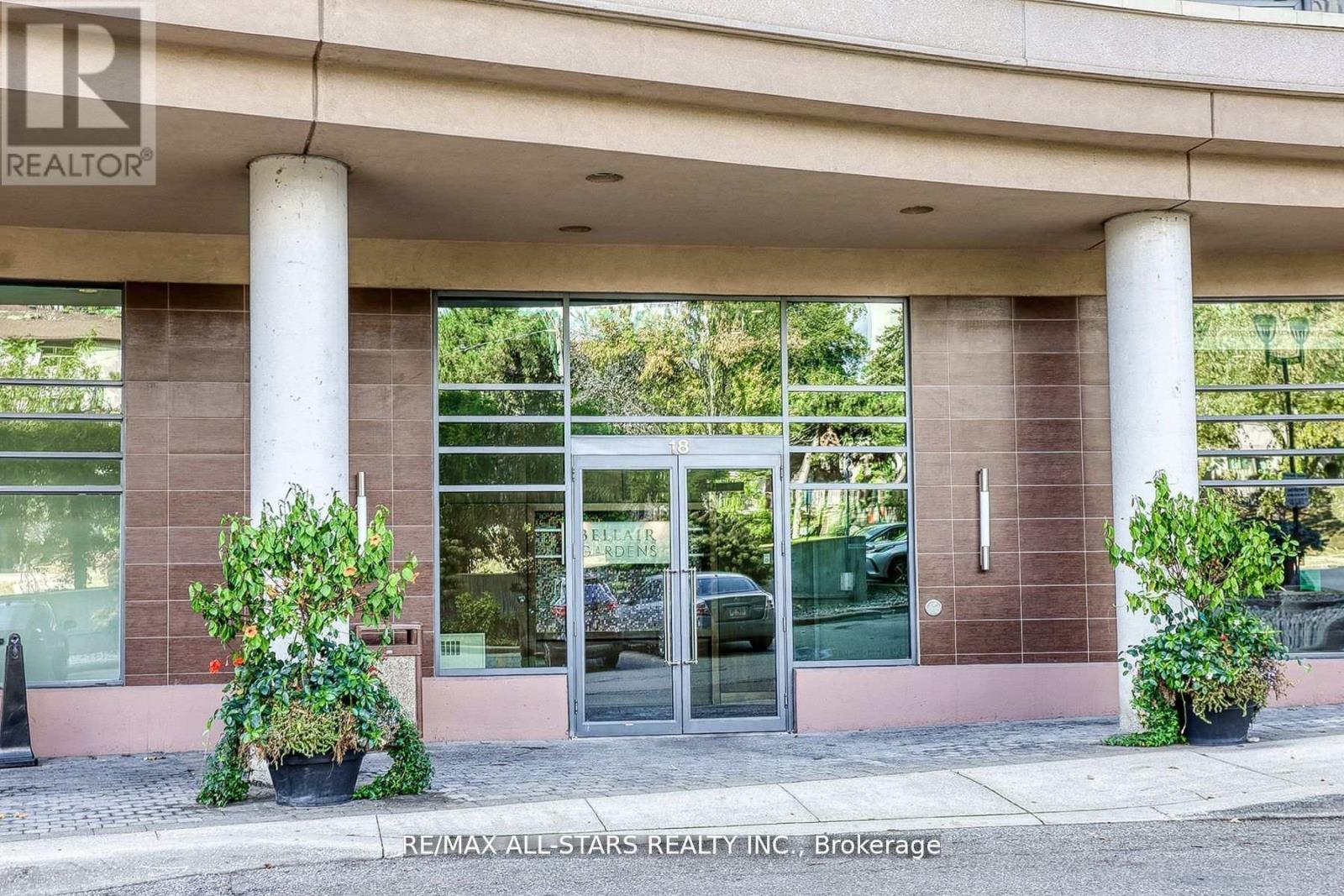 Gph1 - 18 Valley Woods Road S, Toronto, Ontario  M3A 0A1 - Photo 4 - C12669992