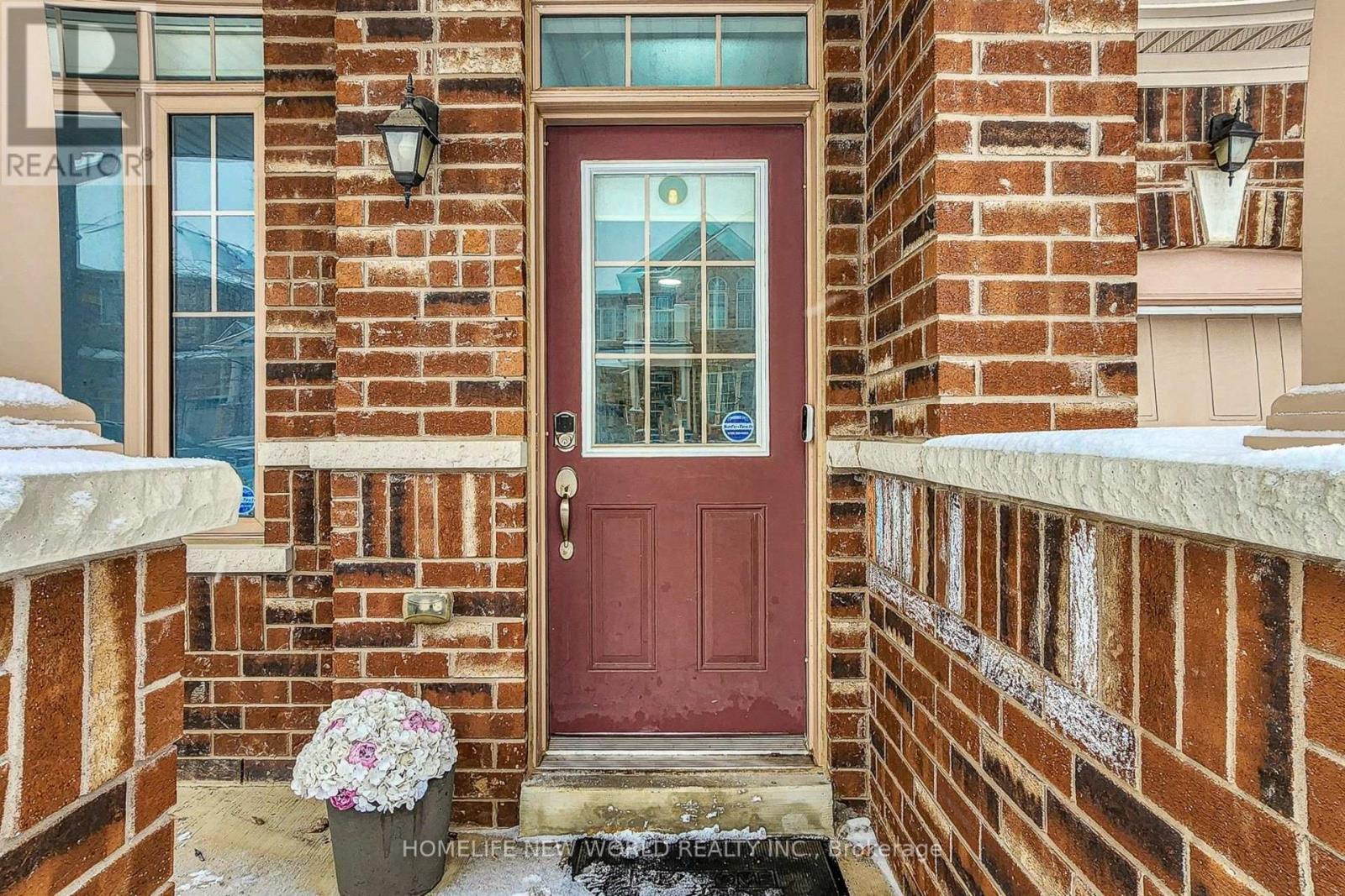 15 Brock Avenue, Markham, Ontario  L6C 0V4 - Photo 2 - N12669970