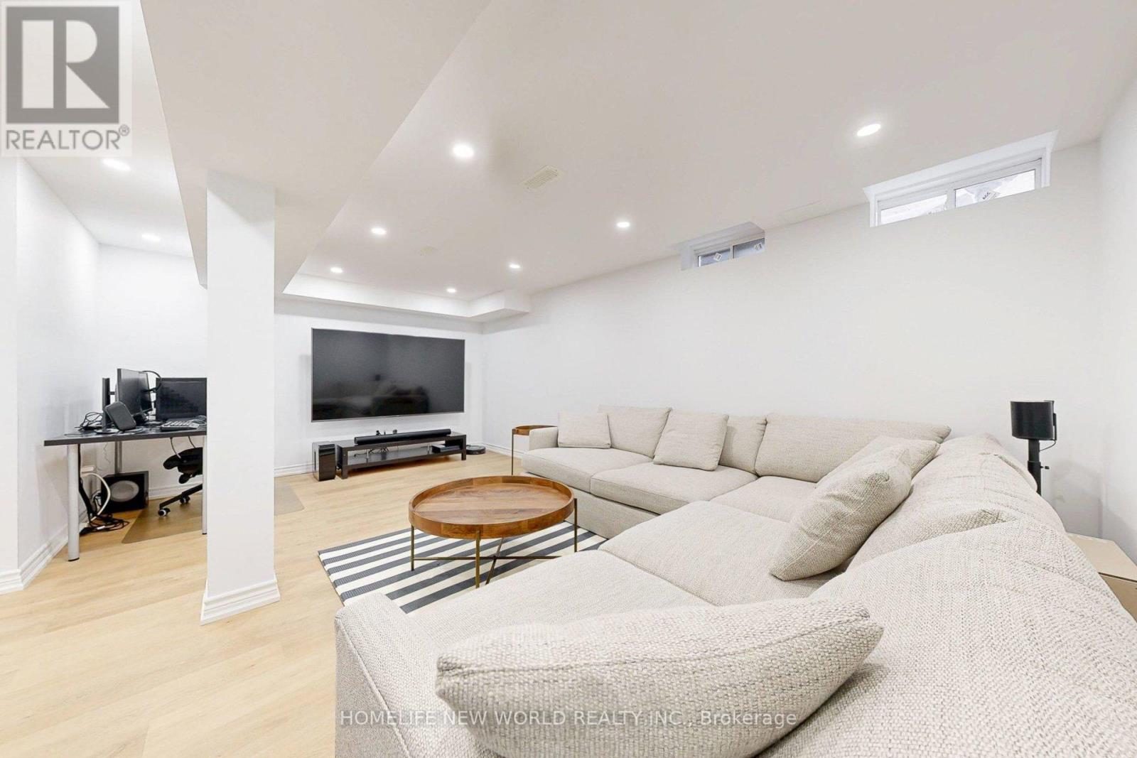 15 Brock Avenue, Markham, Ontario  L6C 0V4 - Photo 33 - N12669970