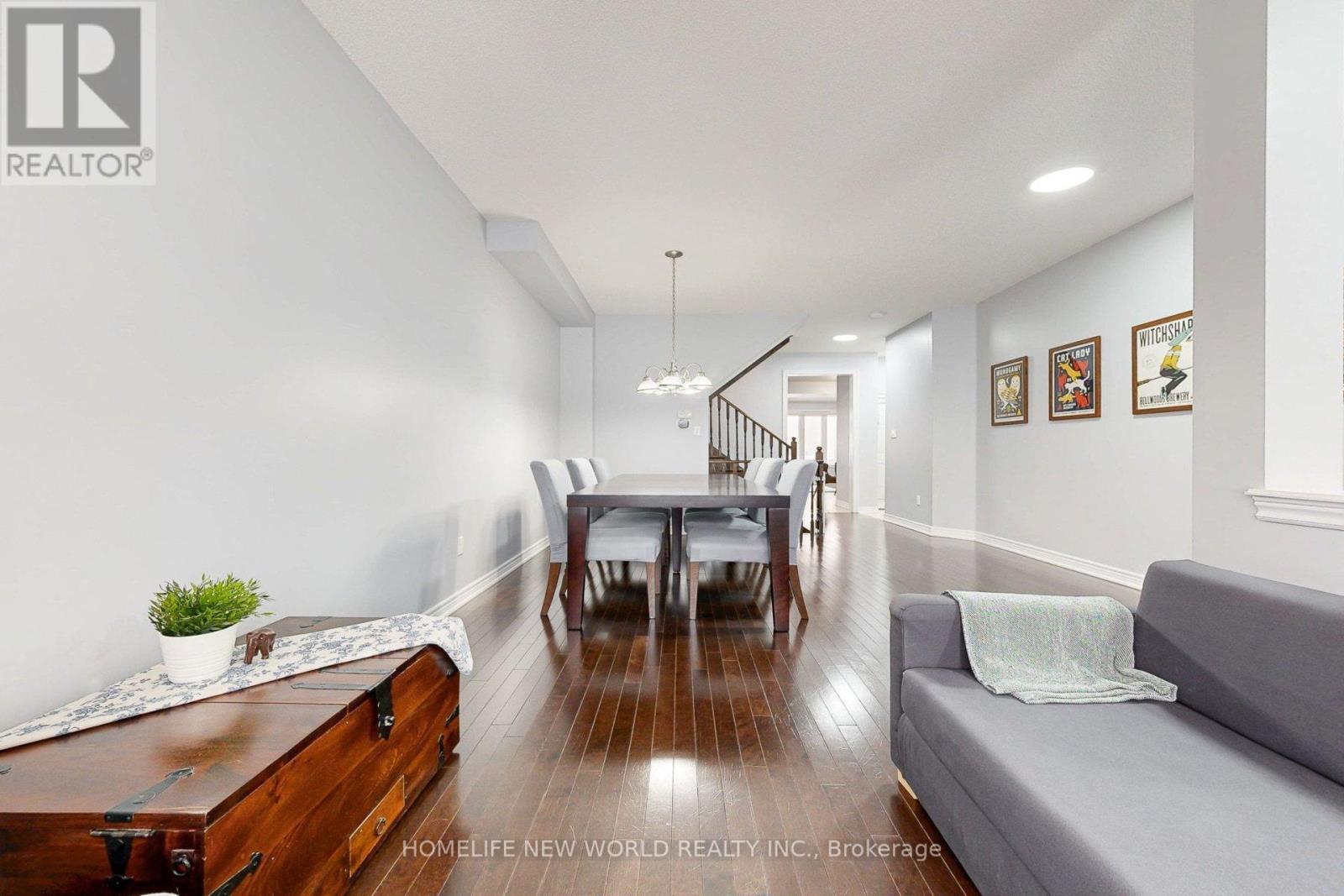 15 Brock Avenue, Markham, Ontario  L6C 0V4 - Photo 4 - N12669970