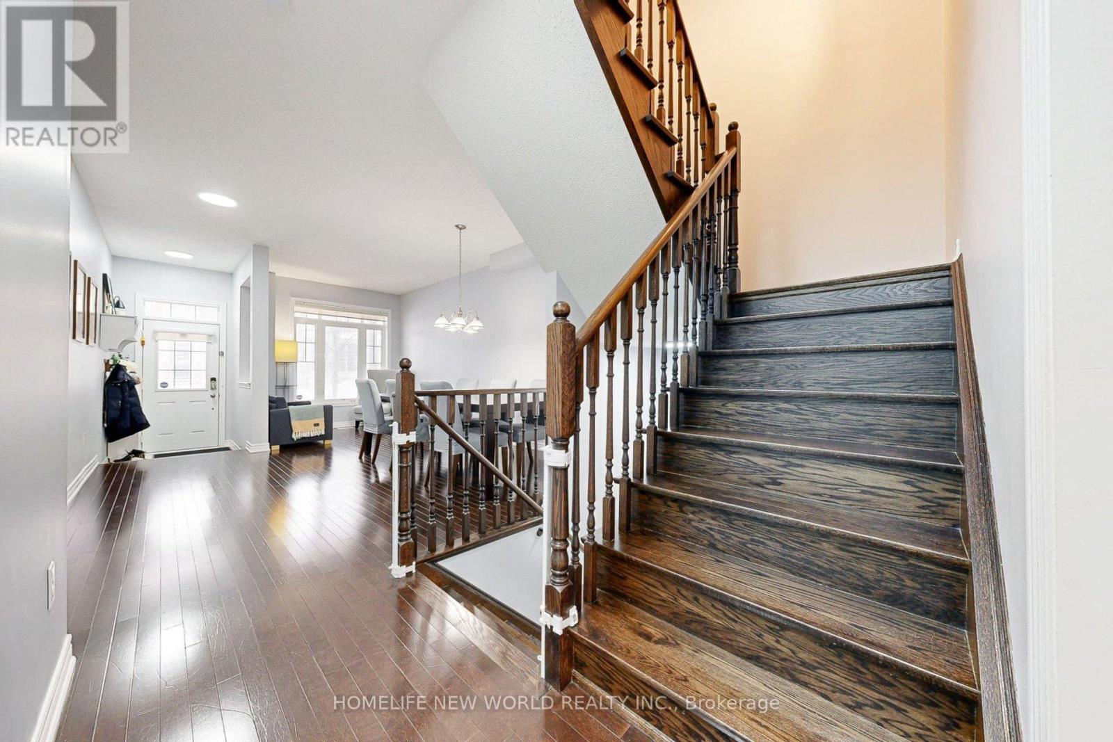 15 Brock Avenue, Markham, Ontario  L6C 0V4 - Photo 5 - N12669970