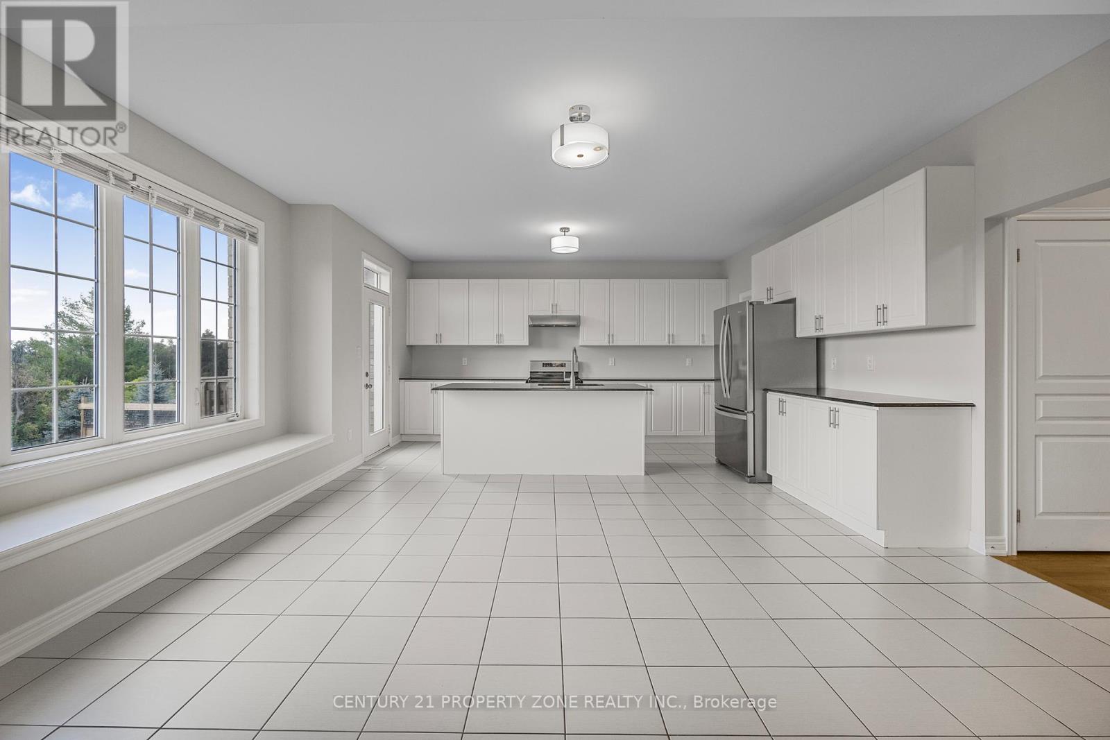 919 Green Street, Innisfil, Ontario  L0L 1W0 - Photo 13 - N12669972