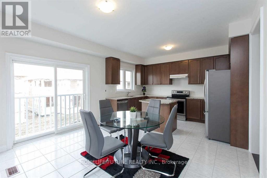 109 Milby Crescent, Bradford West Gwillimbury, Ontario  L3Z 0X8 - Photo 10 - N12670032