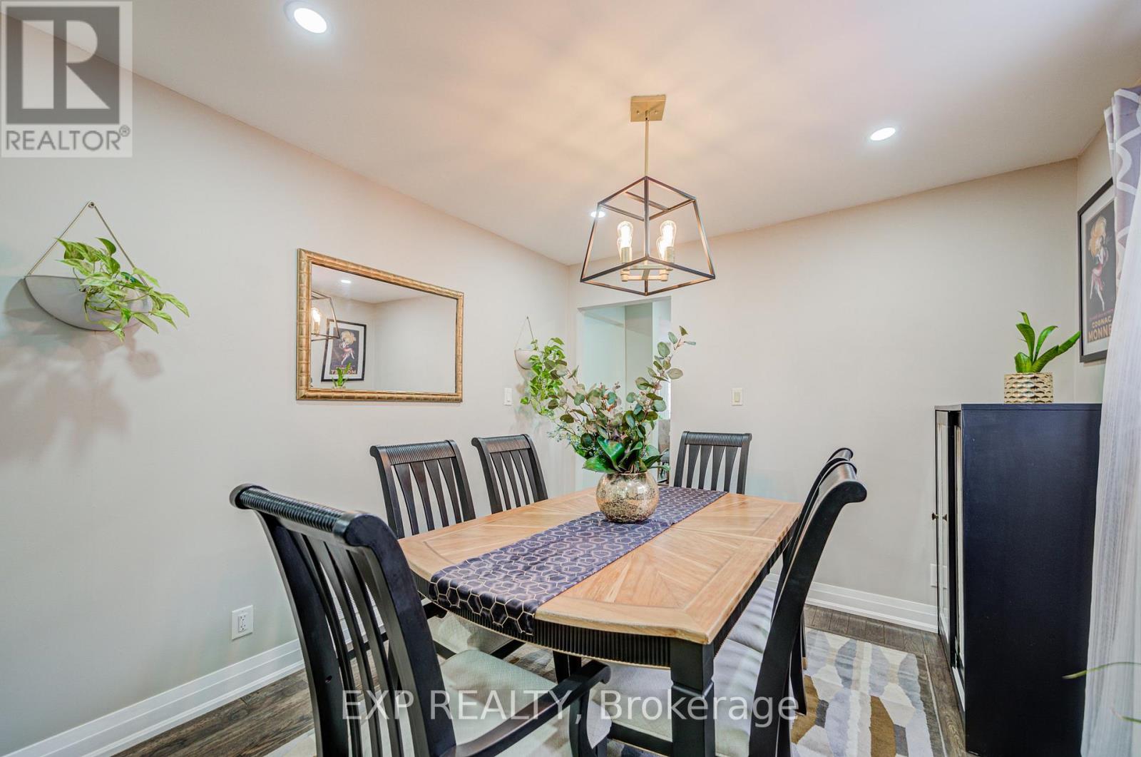 11 Eberlee Court, Whitby, Ontario  L1N 8C9 - Photo 10 - E12667964