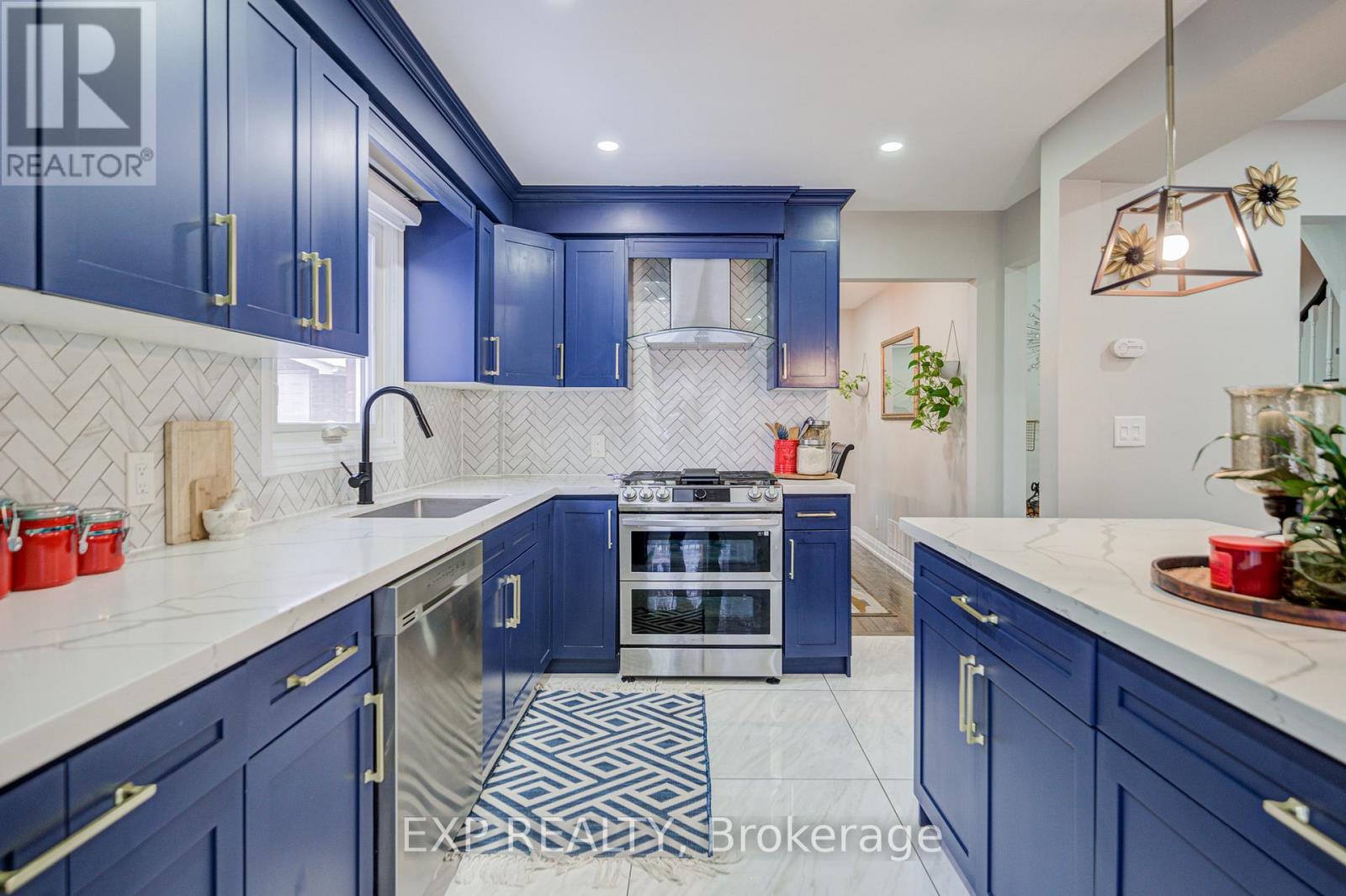 11 Eberlee Court, Whitby, Ontario  L1N 8C9 - Photo 19 - E12667964