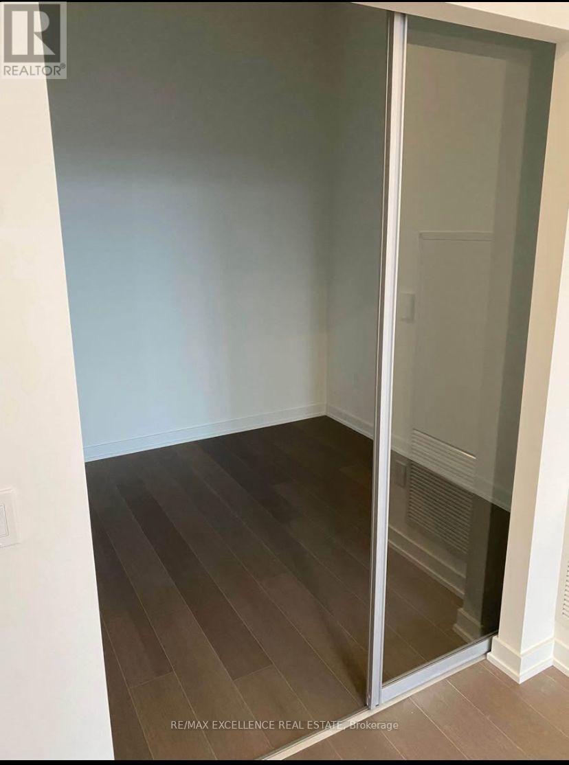 1705 - 28 Ann Street, Mississauga, Ontario  M3C 0H5 - Photo 3 - W12669962