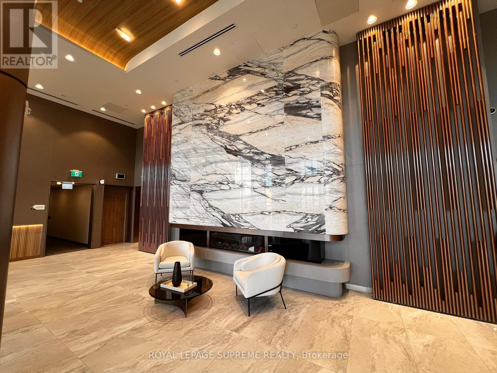 Lph15 - 1100 Sheppard Avenue W, Toronto (York University Heights), Ontario  M3K 0E4 - Photo 2 - W12669966