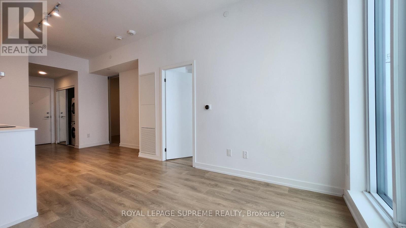 Lph15 - 1100 Sheppard Avenue W, Toronto (York University Heights), Ontario  M3K 0E4 - Photo 7 - W12669966